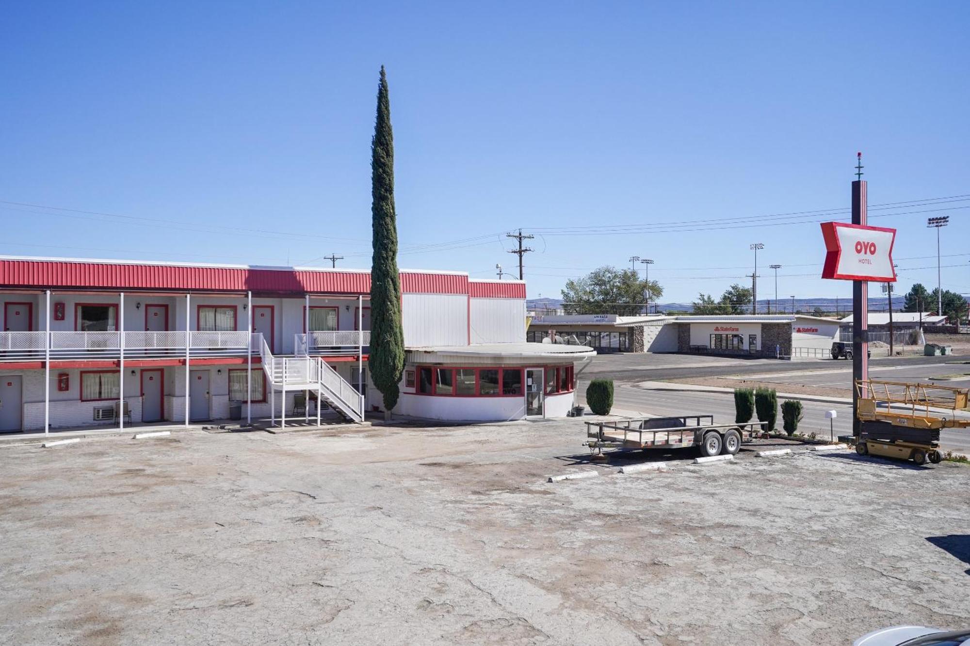Oyo Alpine Tx Near Big Bend National Park Hotel Bagian luar foto